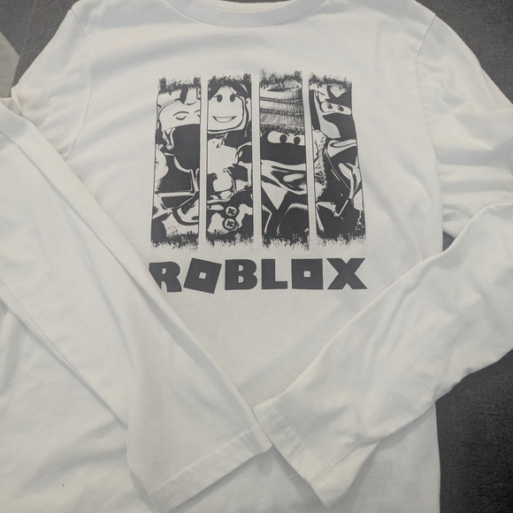 Roblox Kids Long Sleeve Tee - Black and White - Picture 2 of 3